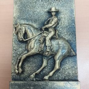 2.-MONOLITO AYTO. ASOC.PEQ.