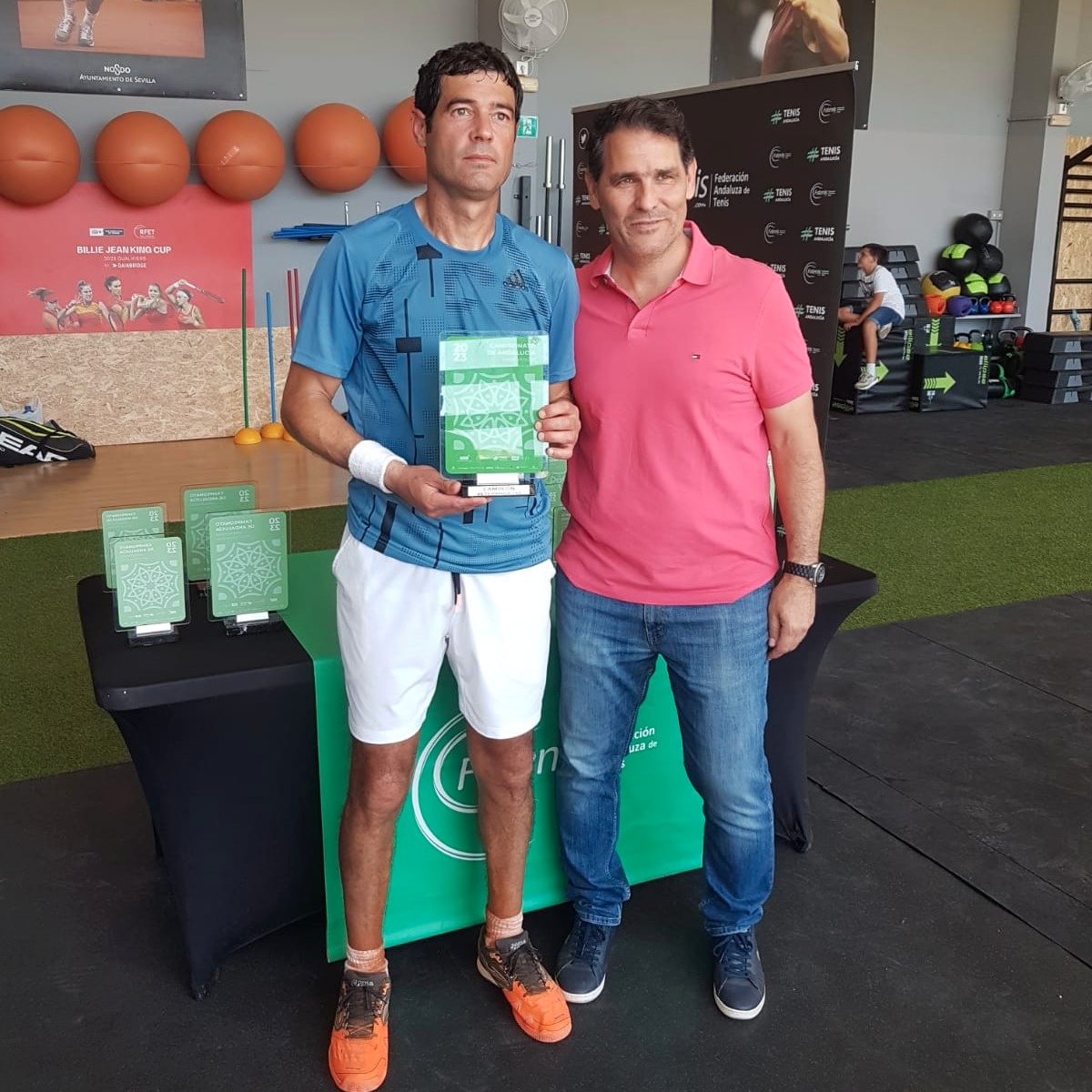 2.-EL RUBEÑO JAVIER CARO SE PROCLAMA CAMPEÓN DE ANDALUCÍA DE VETERANOS  45