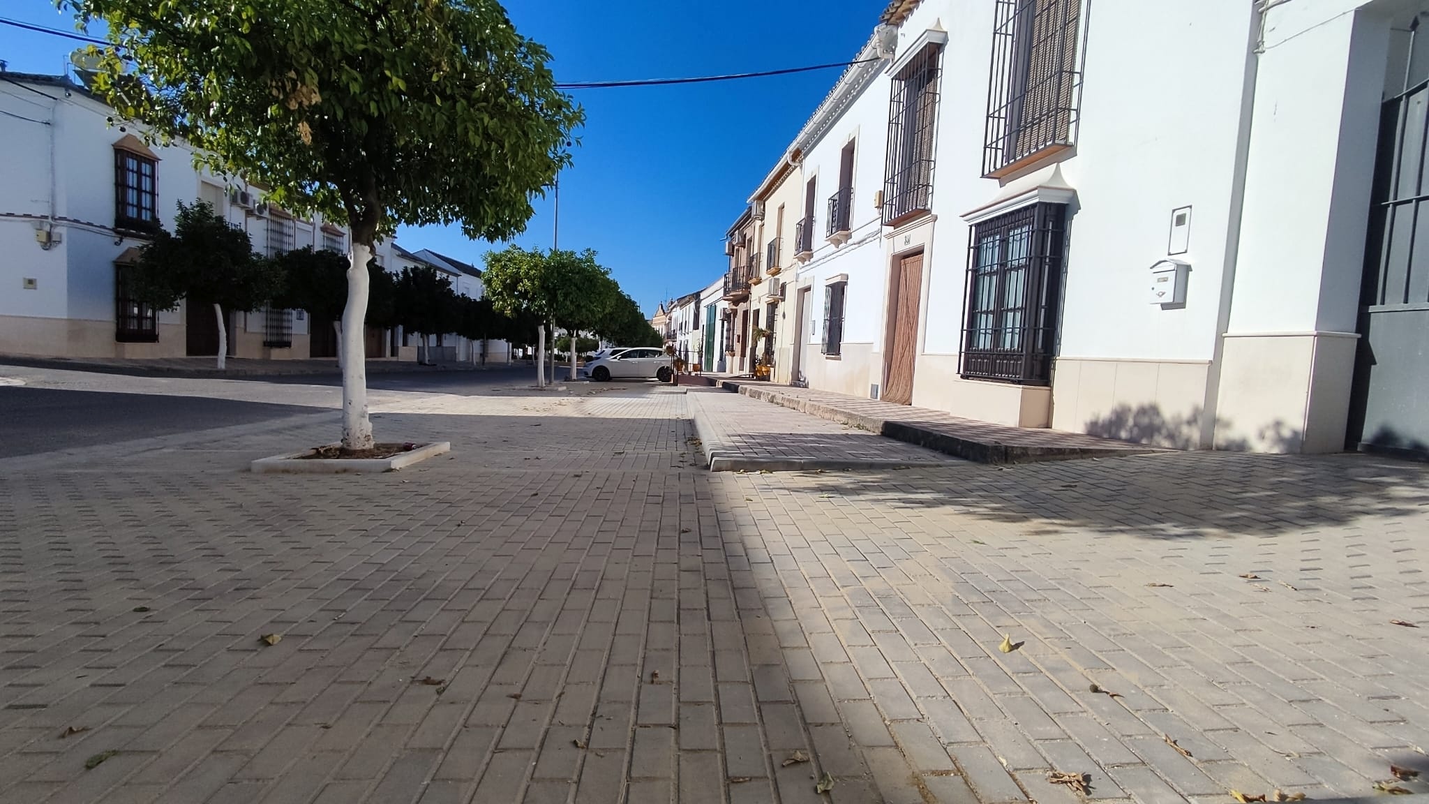 2.-CONCLUYEN LAS OBRAS EN LA ZONA DE LOS APARCAMIENTOS DE CALLE ÉCIJA