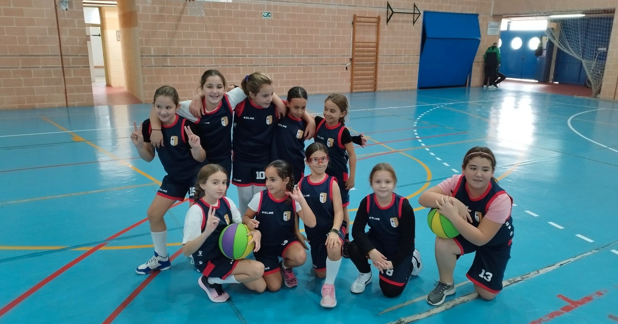 2.-La escuela municipal de baloncesto de El Rubio