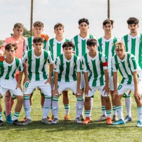 4.-MIGUEL DOMÍNGUEZ jugador del Córdoba CF en DIVISIÓN DE HONOR