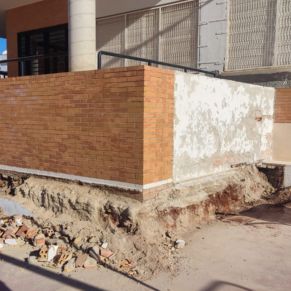 4.-Pintado del exterior del colegio.