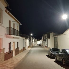 5.-LA CALLE JUAN RAMÓN JIMÉNEZ CAMBIA SUS PUNTOS DE LUZ