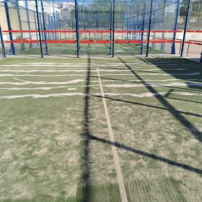 5.-MEJORAS EN LAS DOS PISTAS DE PÁDEL DEL POLIDEPORTIVO MUNICIPAL