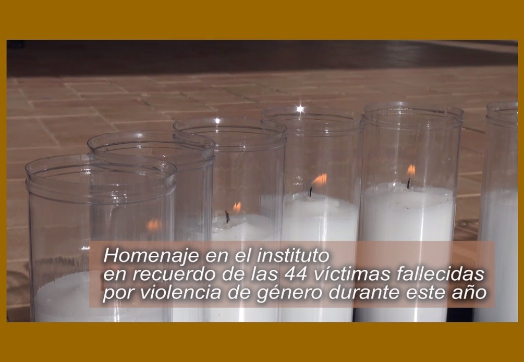 Homenaje a las 44 víctimas fallecidas